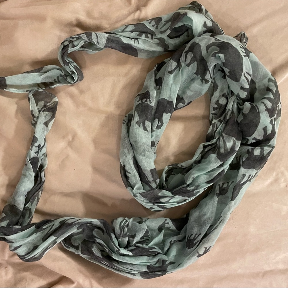 Elephant scarf